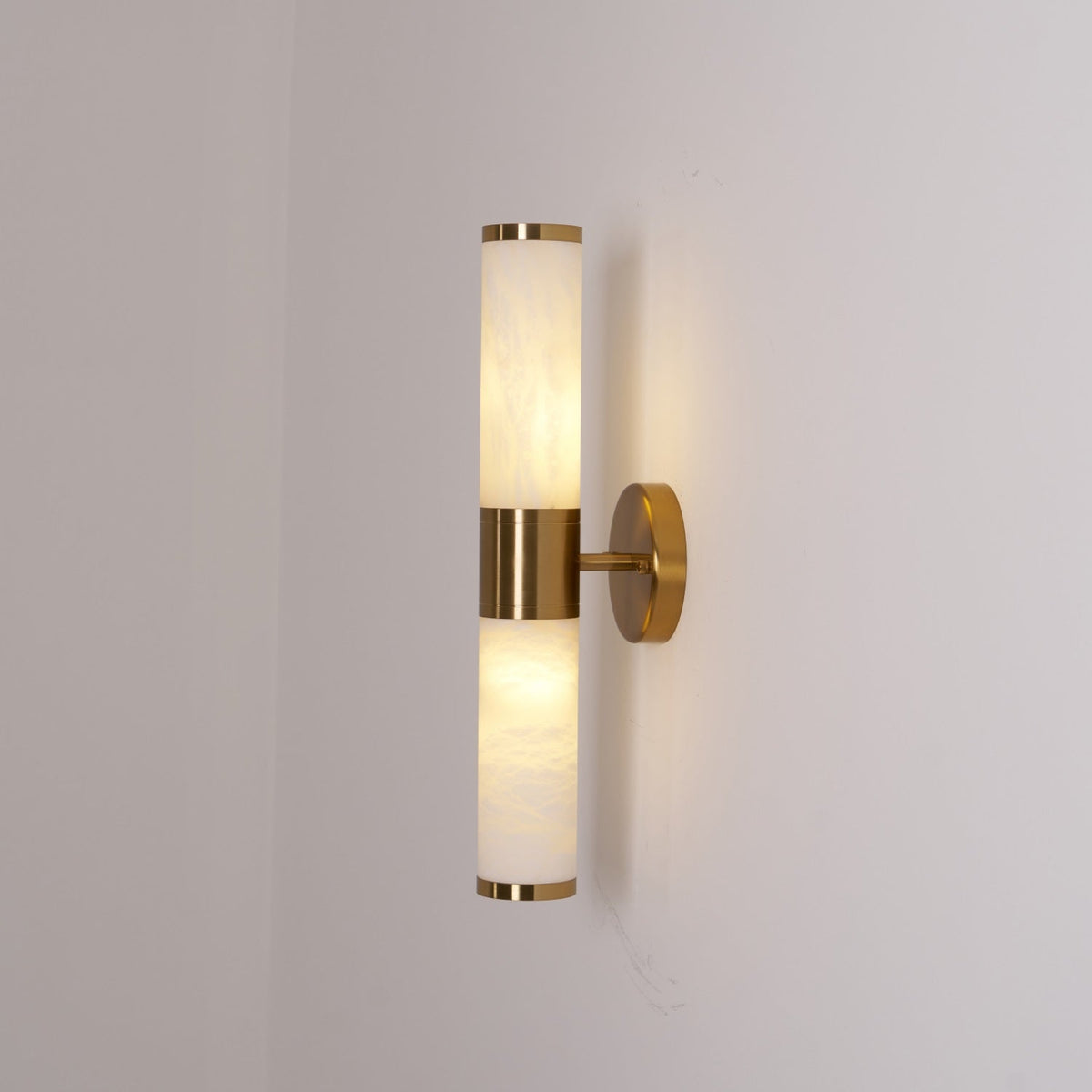 Lucian Alabaster Wall Lamp
