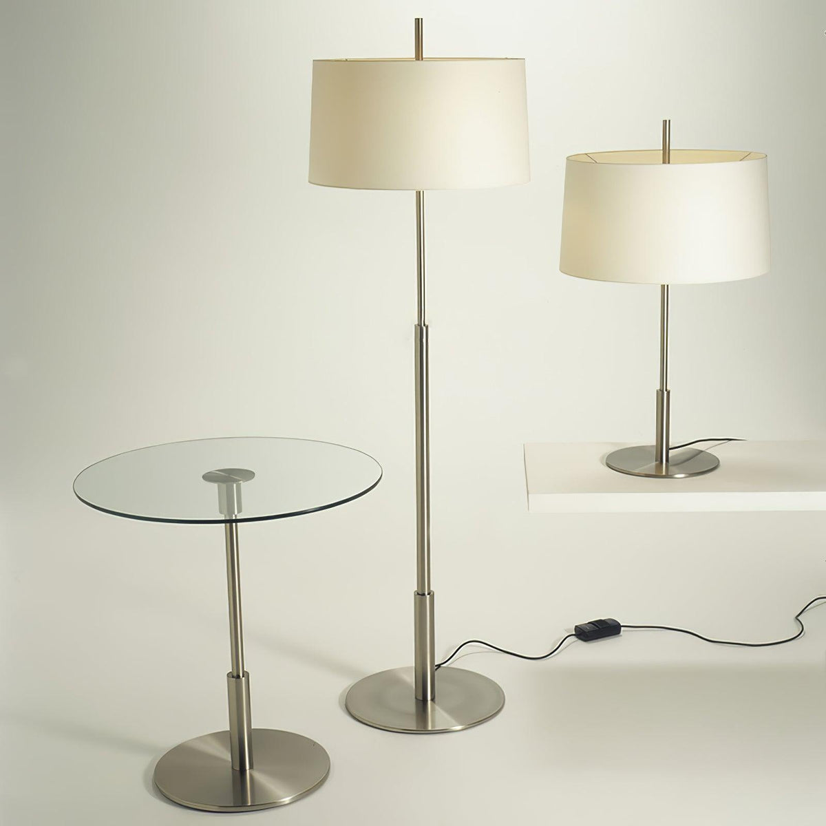 Brooks Minimalist Floor Lamp