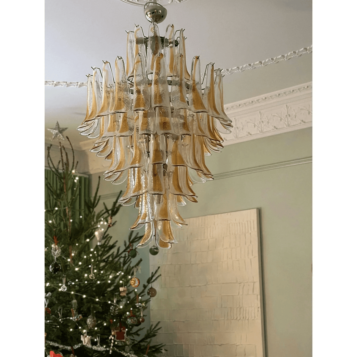 Tessa Glass Petals Pendant Lamp
