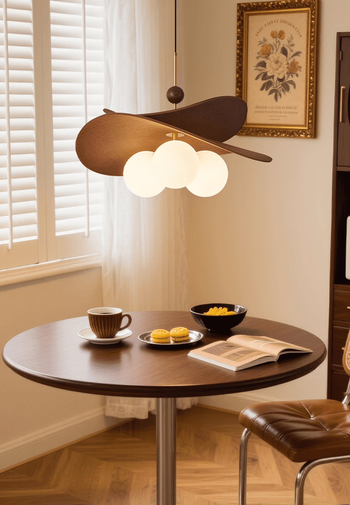 Flintis Petals Chandelier