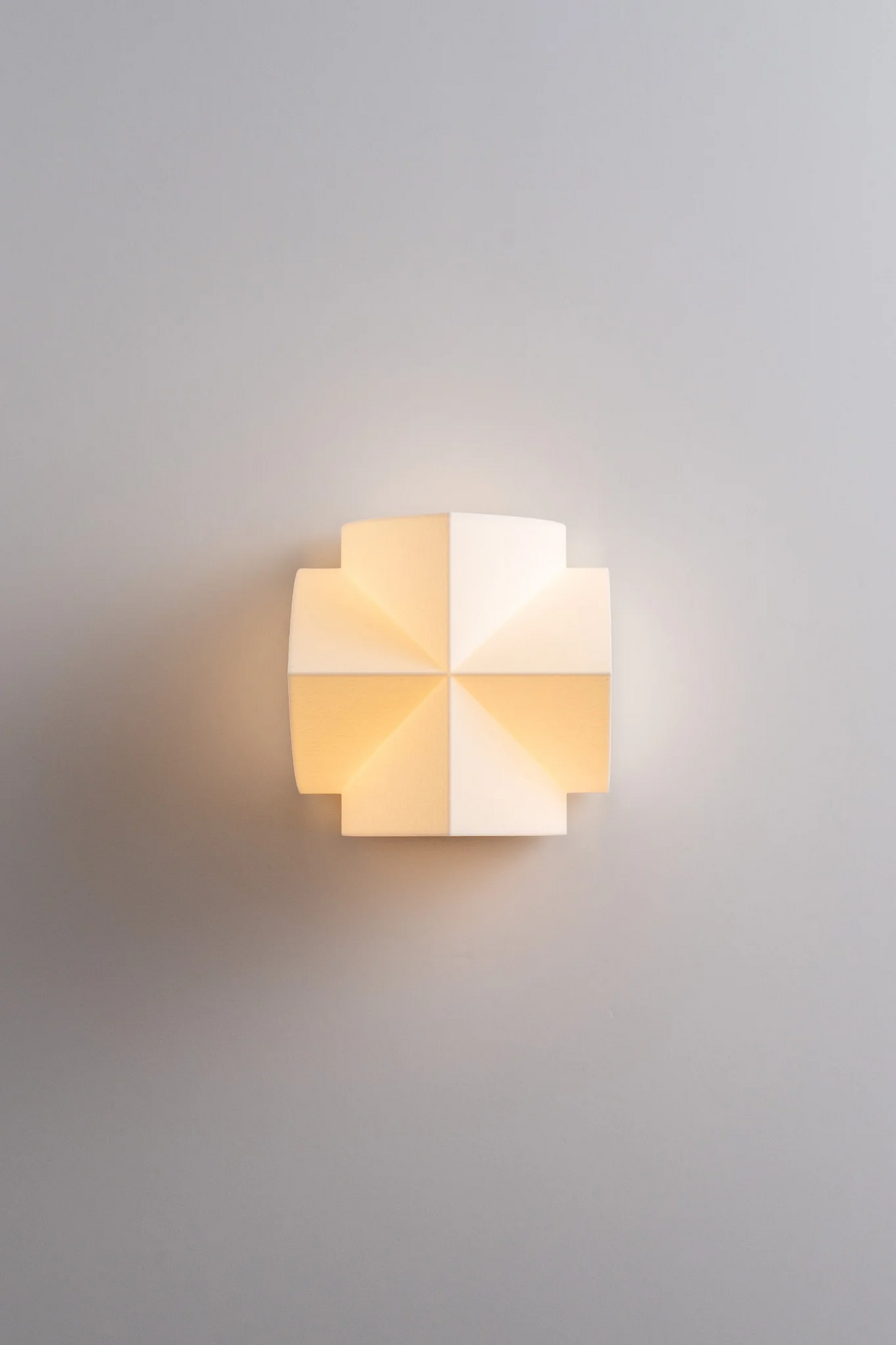 Winia Iron Indoor Wall Light