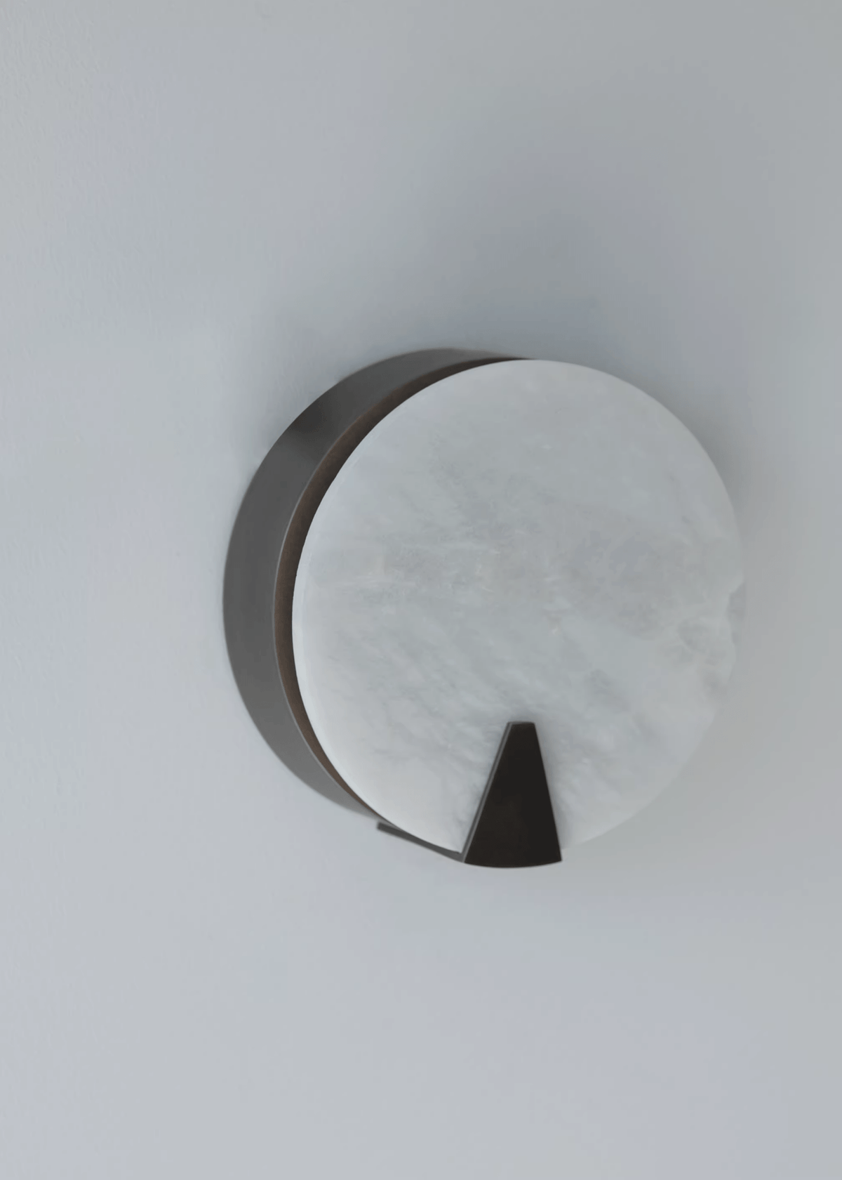 Albirira Halo Alabaster Wall Light