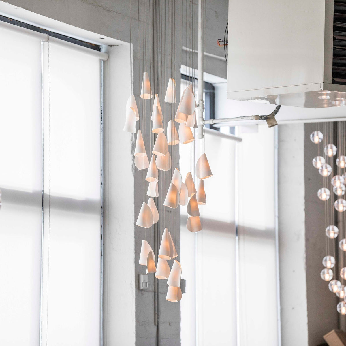 Olshaion Geometric Ceramic Pendant Light
