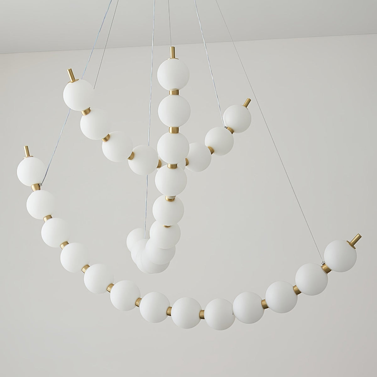 Hevrin Elegance Art Pearls Plastic Chandelier