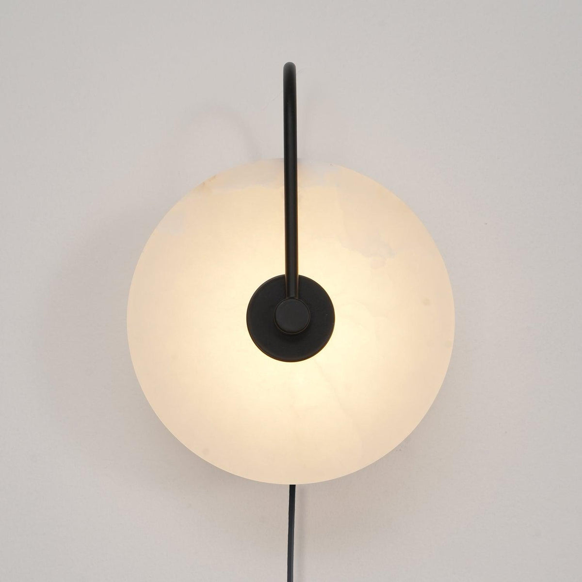 Ceraeyra Alabaster Globe Wall Light