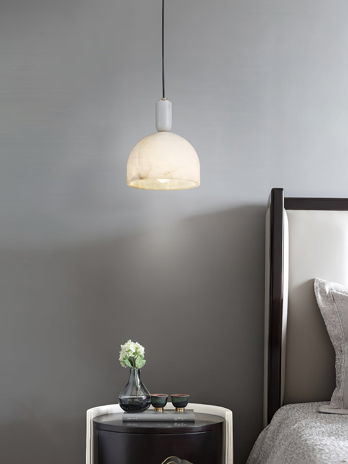 Leda Minimalist Alabaster Pendant Light
