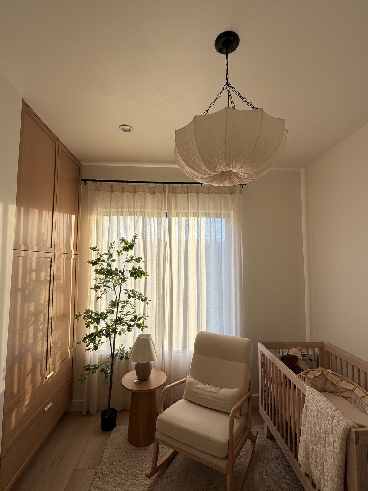 Yapia Fabric Pendant Light