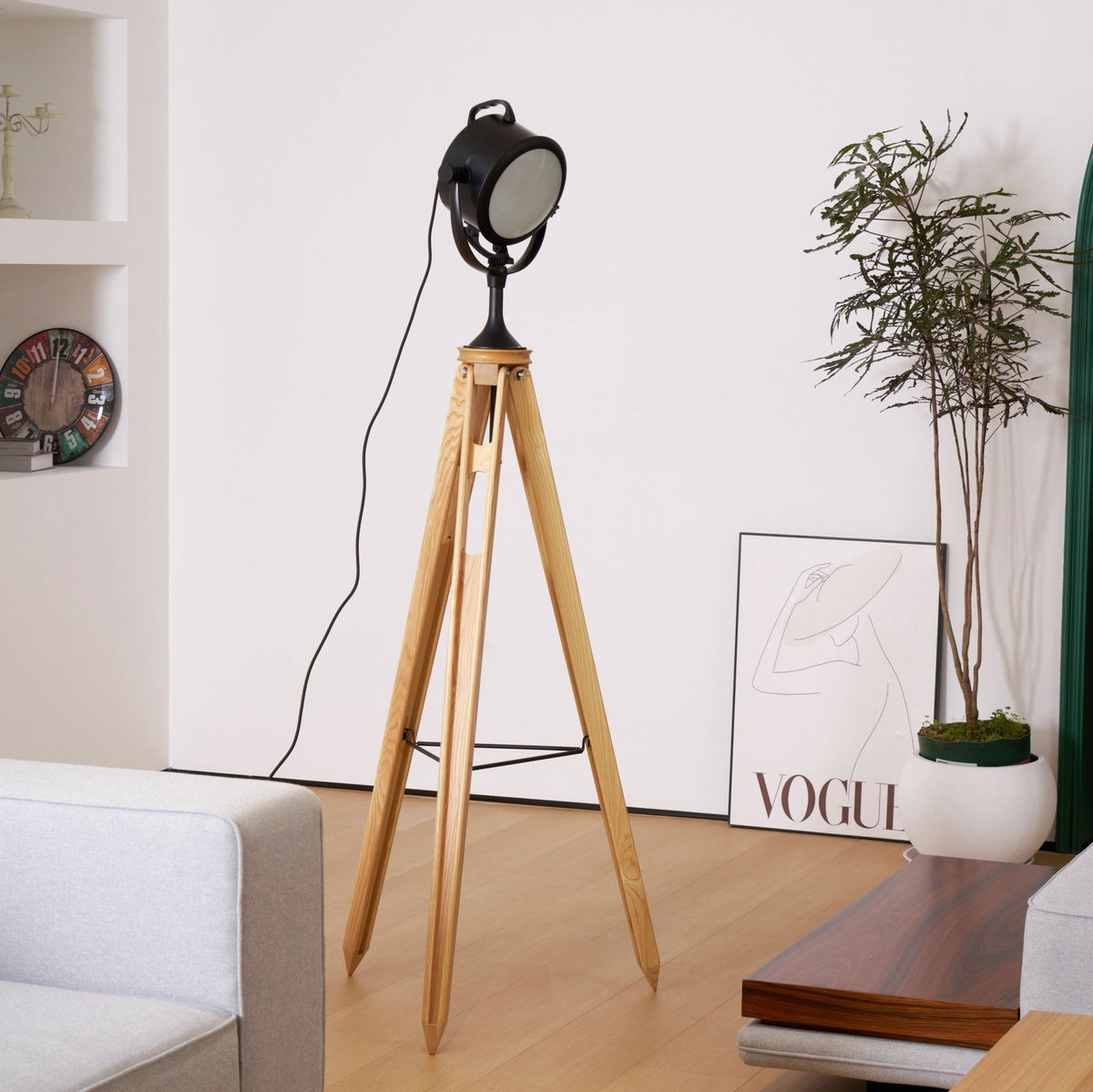 Calielia Floor Lamp