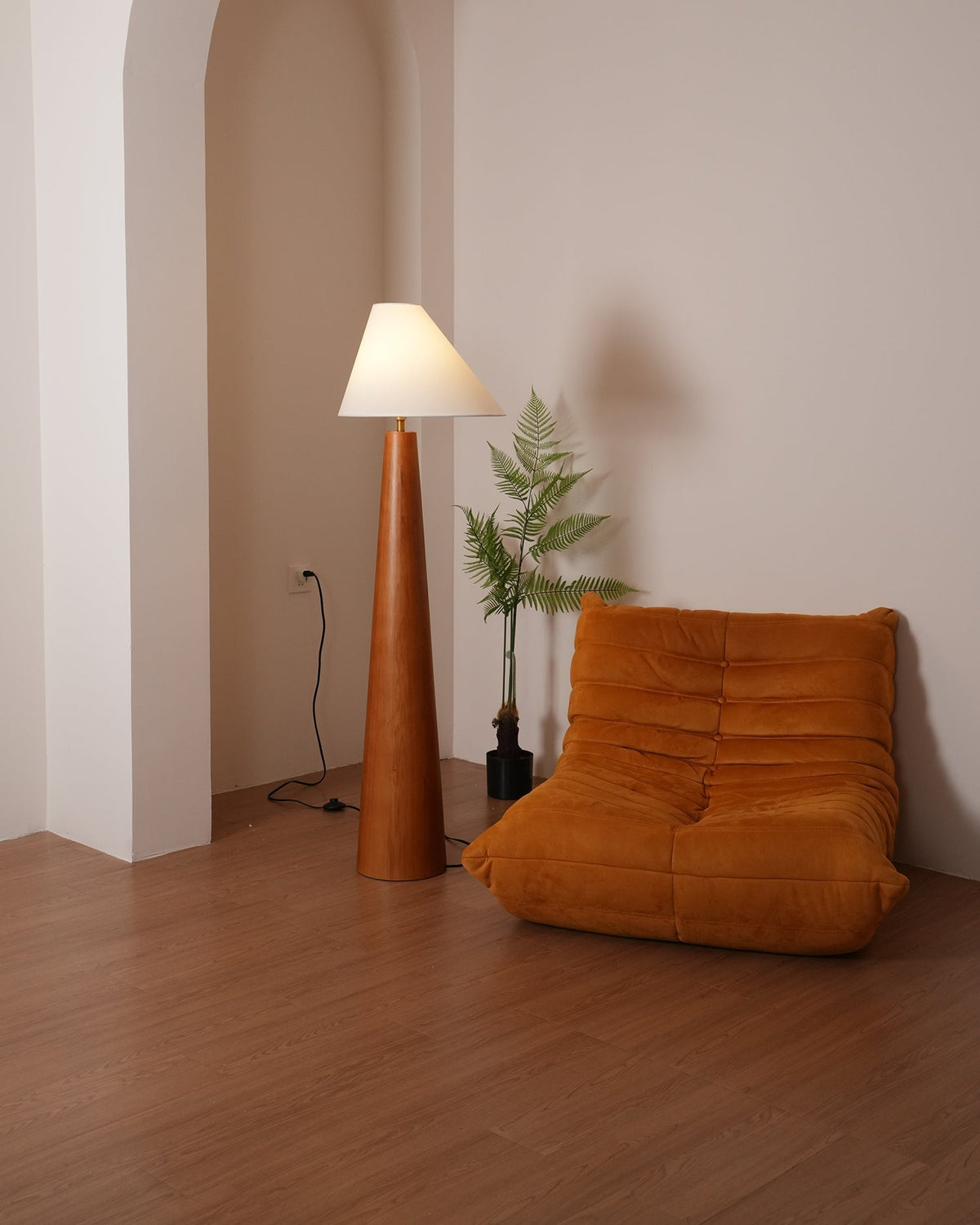 Elvin Floor Lamp