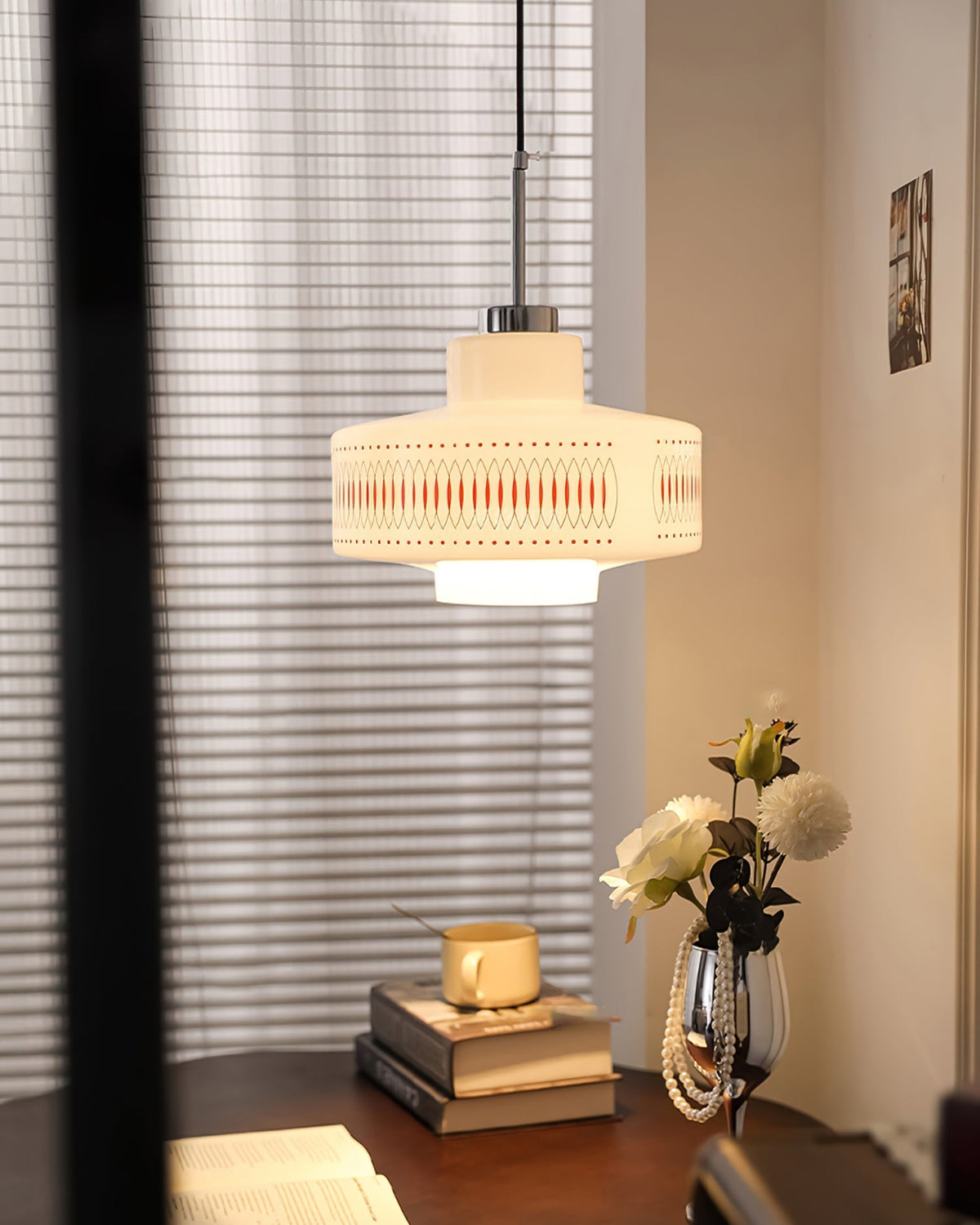 Yibin Glass Pendant Light