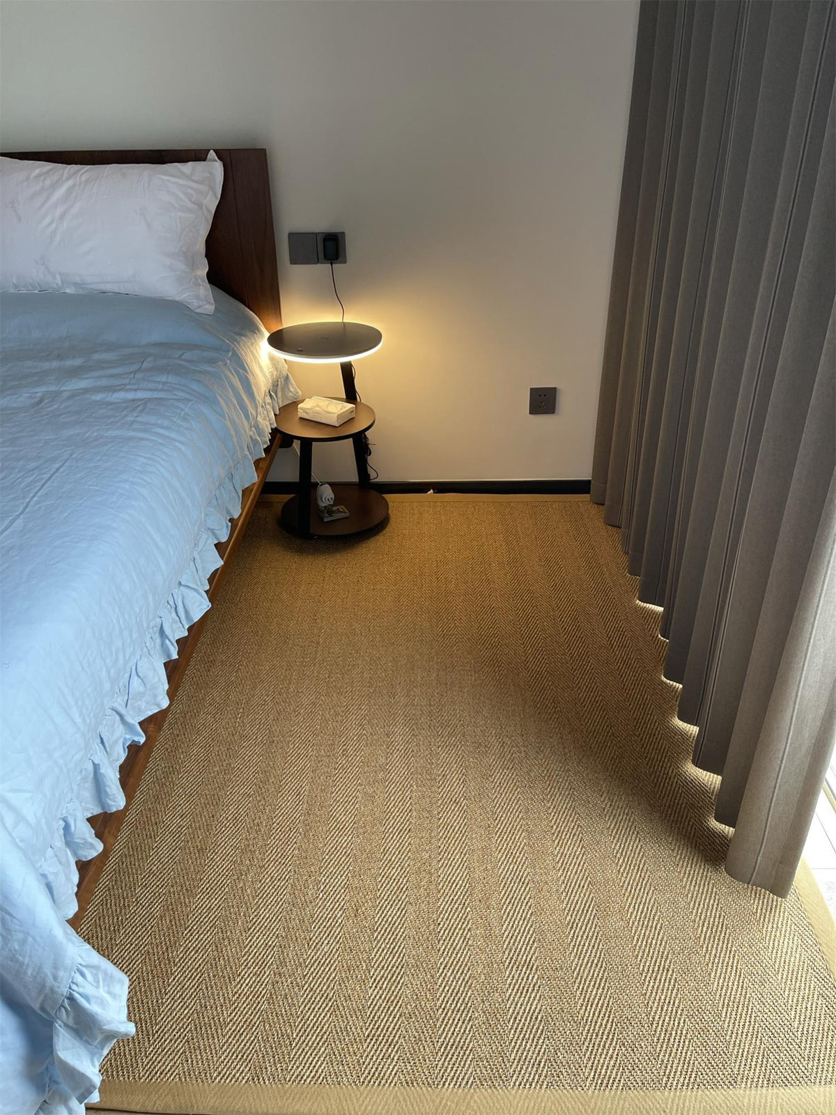 Mard Wood Contemporary Floor Lamp