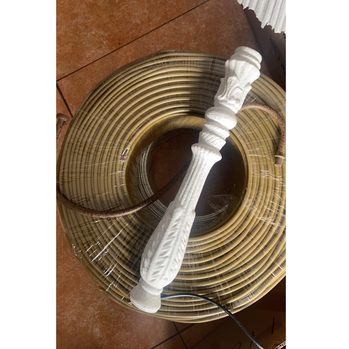 Dumio Wood Chandelier