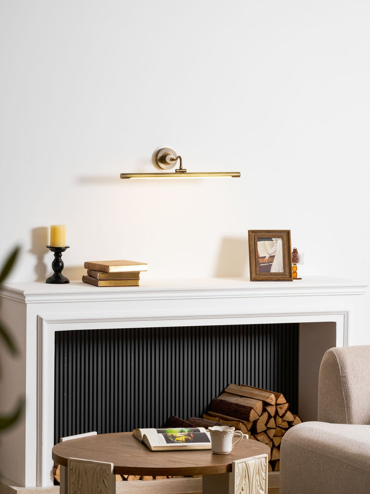 Kelin Art Linear Indoor Wall Light