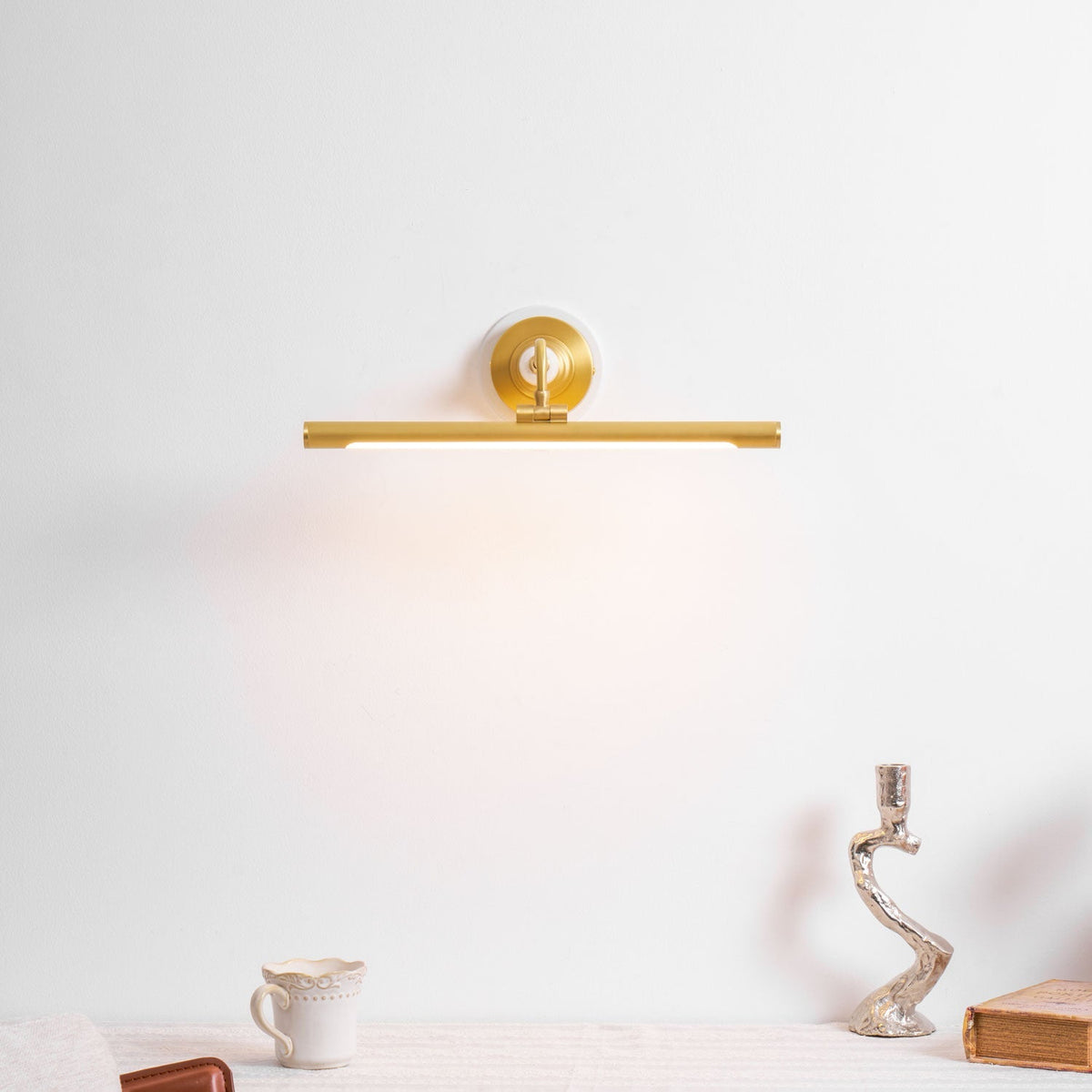 Kelin Art Linear Indoor Wall Light