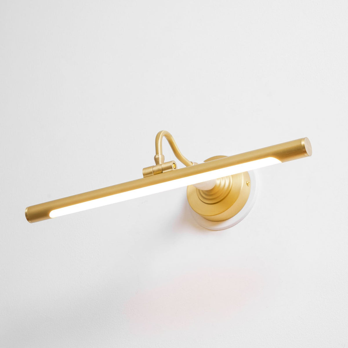 Kelin Art Linear Indoor Wall Light