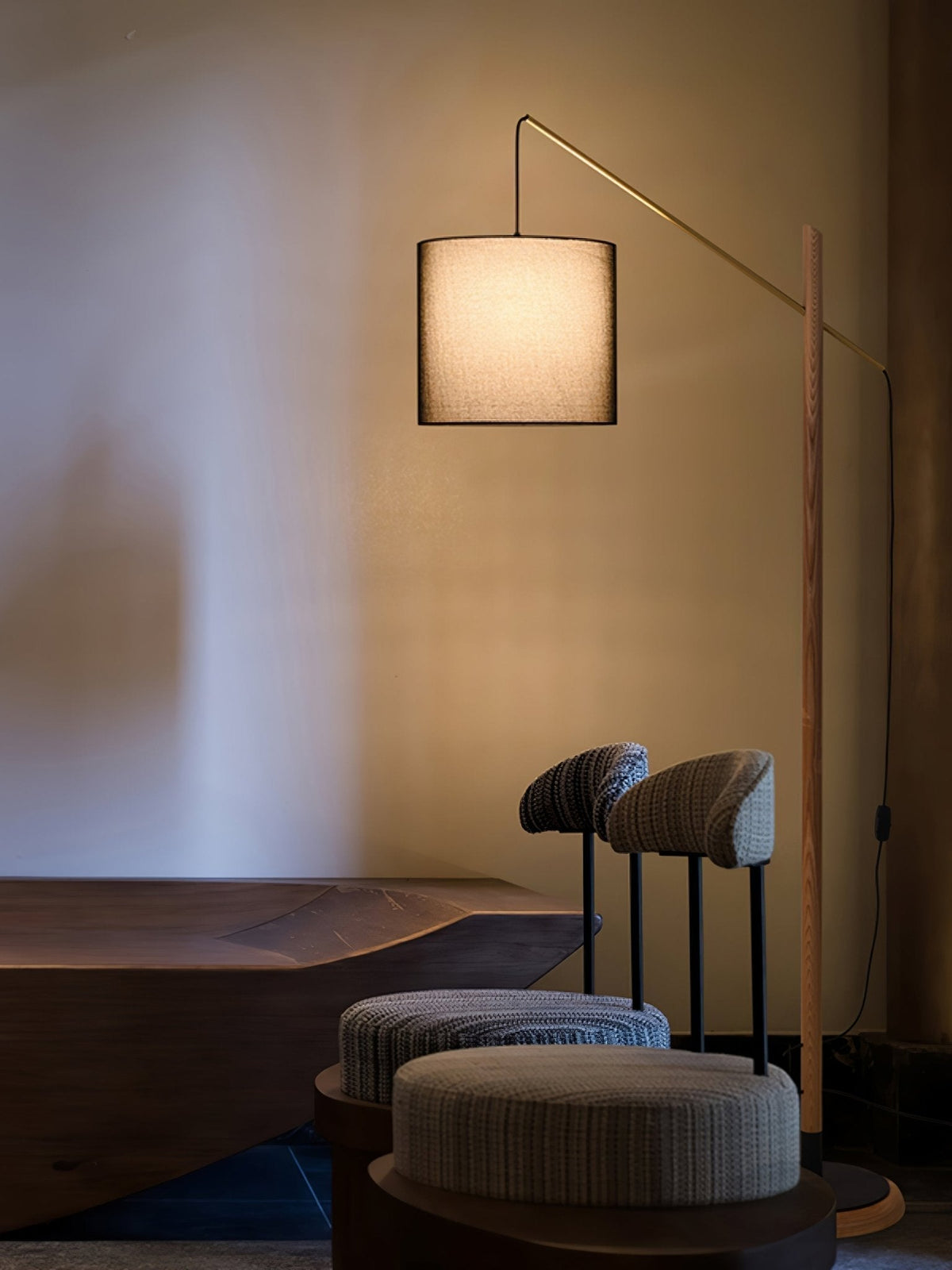 Nyvariol Minimalist Wood Floor Lamp