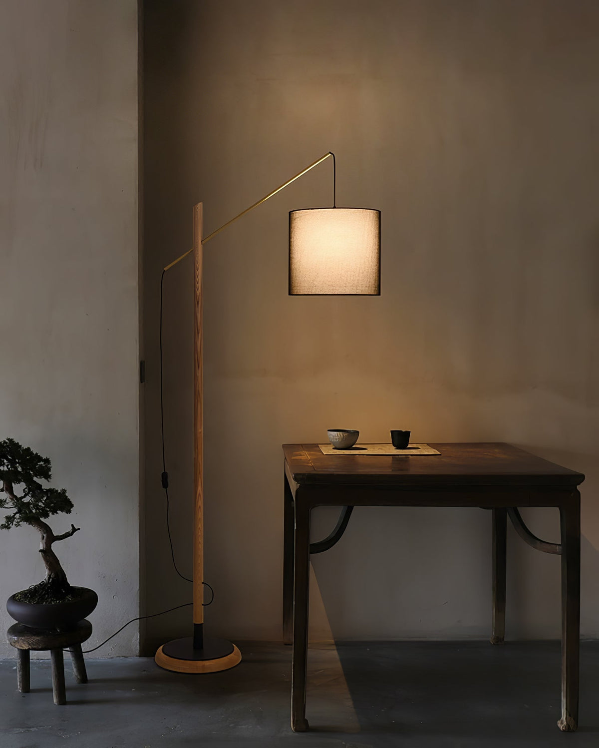 Nyvariol Minimalist Wood Floor Lamp