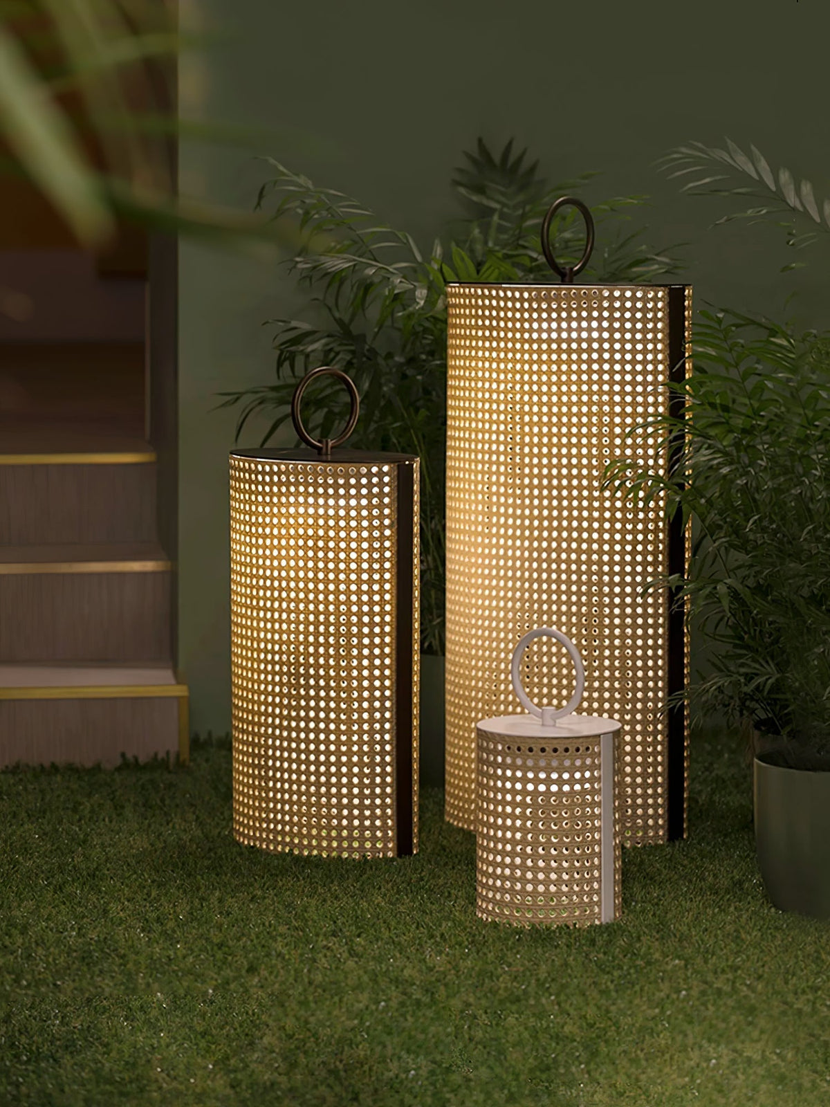 Zebr Solar Outdoor Lantern Lamp