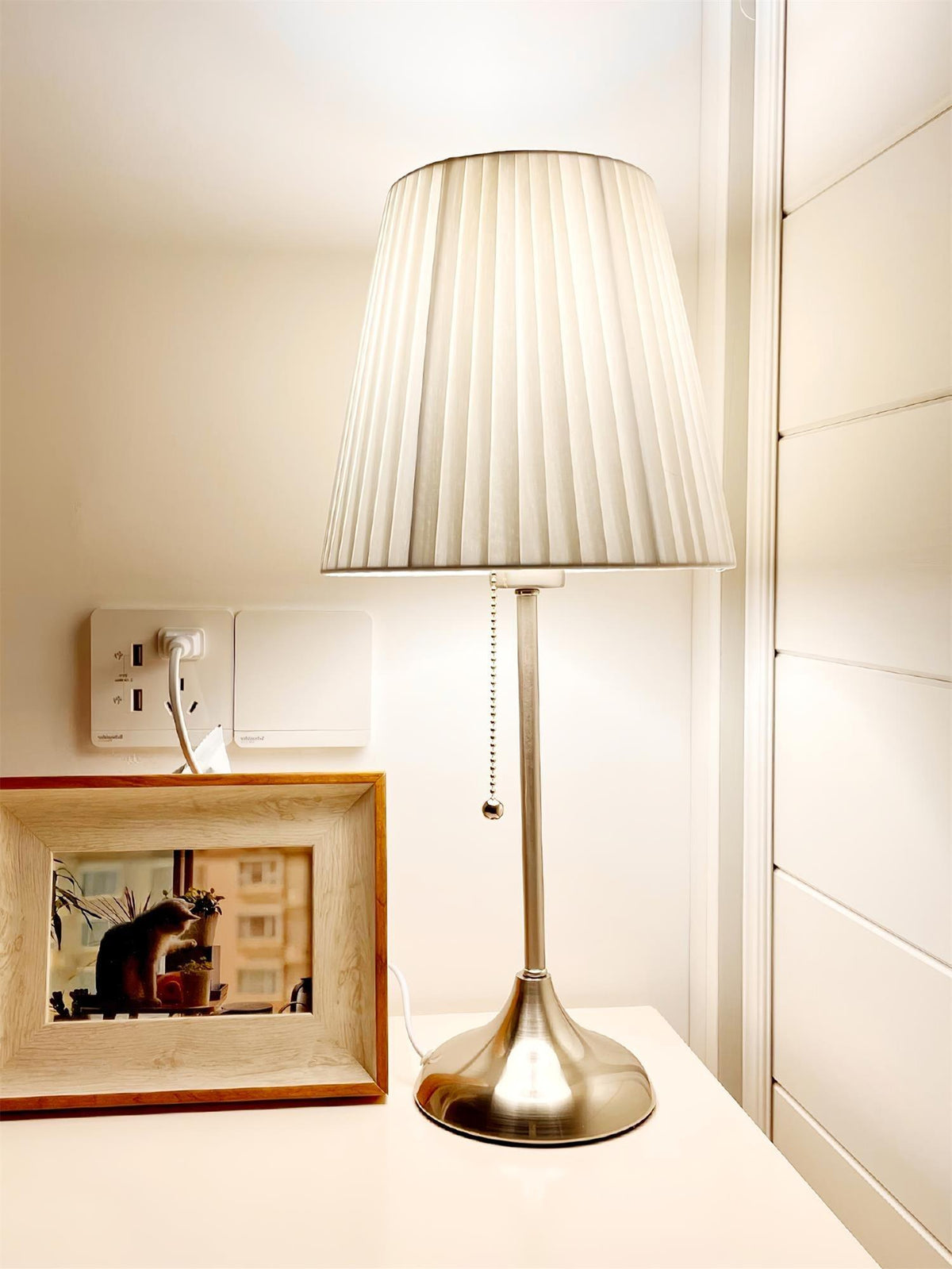 Simplicity Pleated Fabric Table Lamp