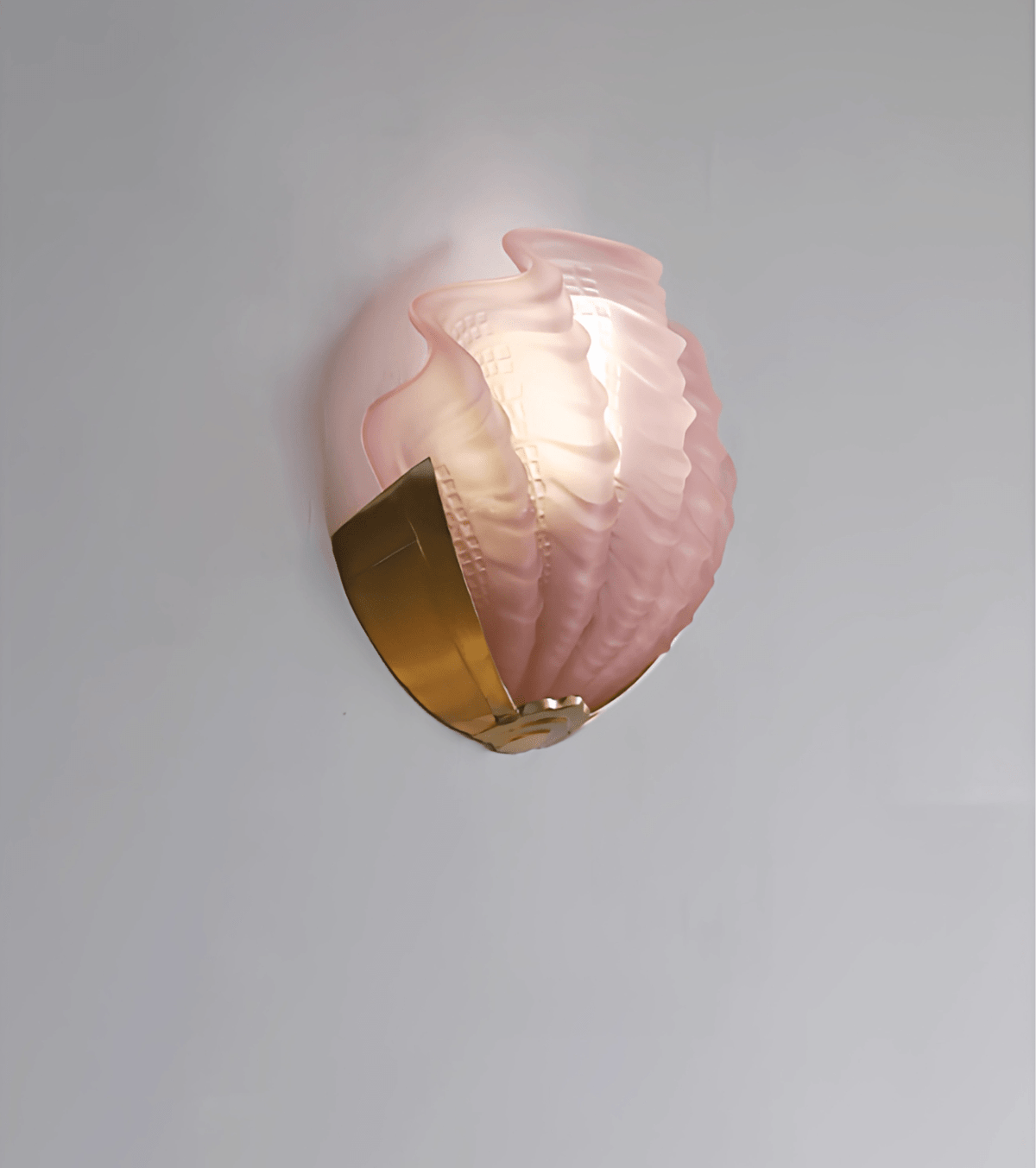 Nico Art Deco Glass Scallop Wall Light
