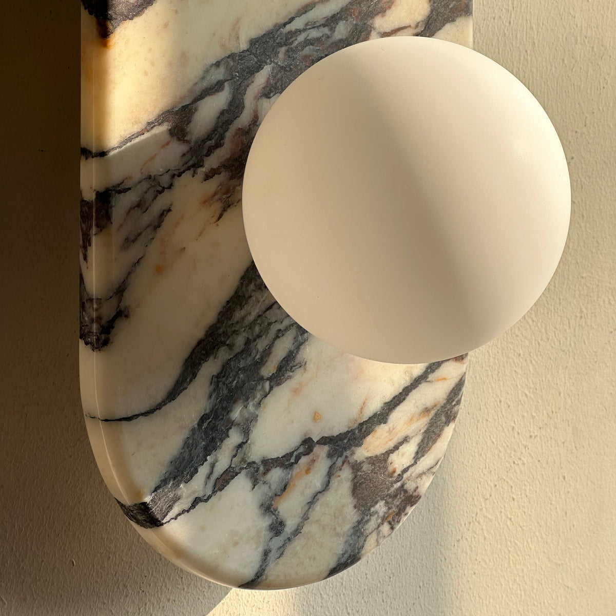 Alvuvyo Elegance Modern Marble Wall Lamp