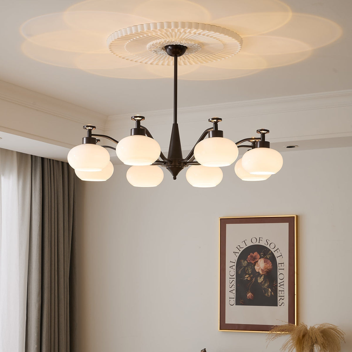 Althaen Elegance Vintage Glass Chandelier