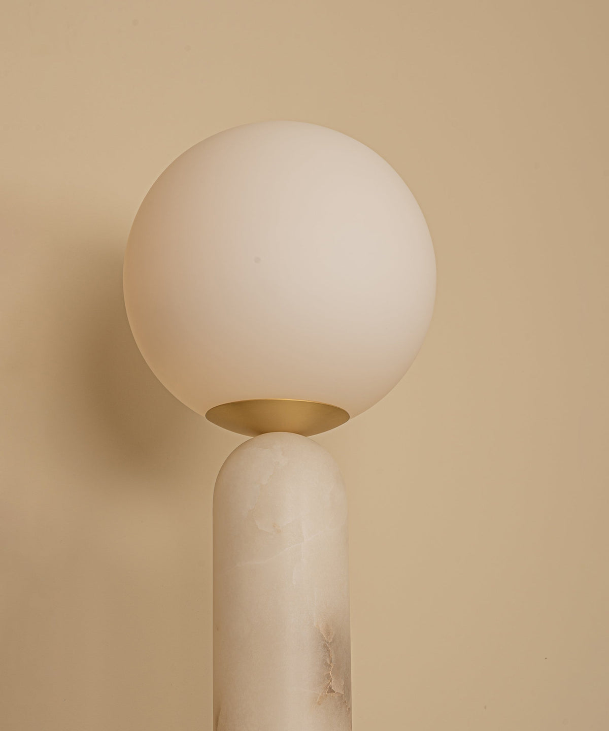 Velineria Table Lamp