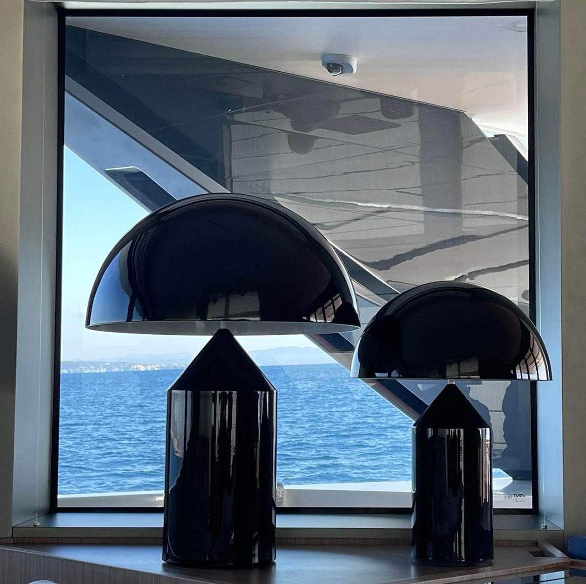 Selisina Industrial Minimalist Table Lamp