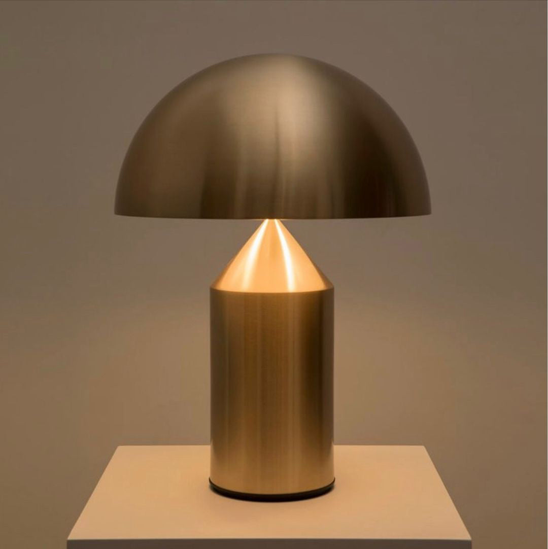Selisina Industrial Minimalist Table Lamp