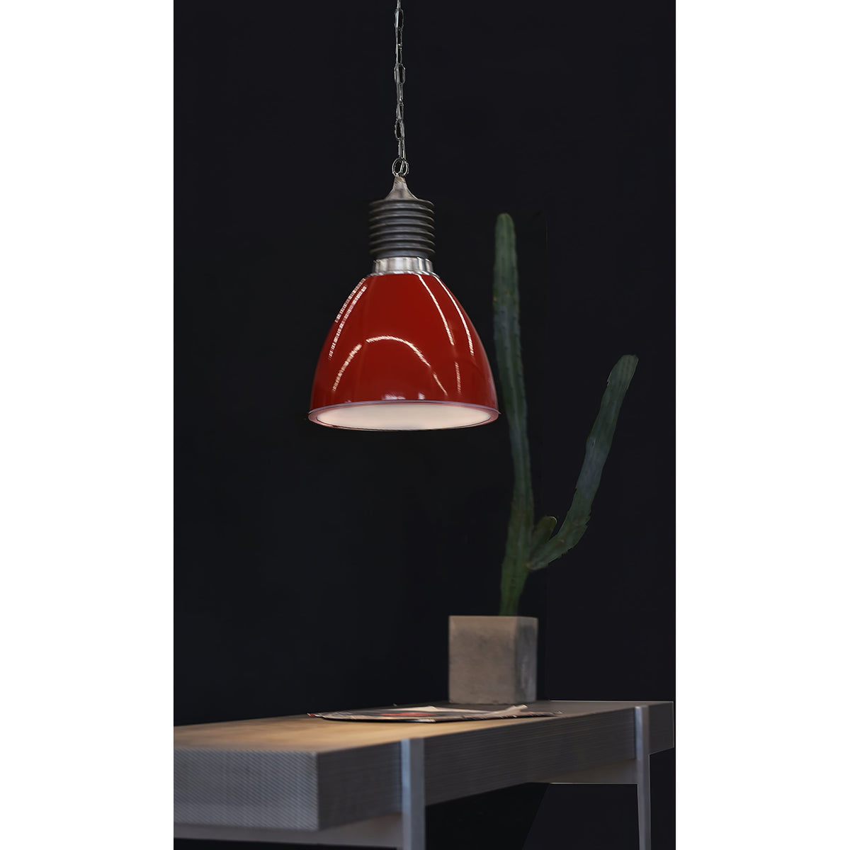 Kvennuvys Modern Minimalist Metal Pendant Lamp
