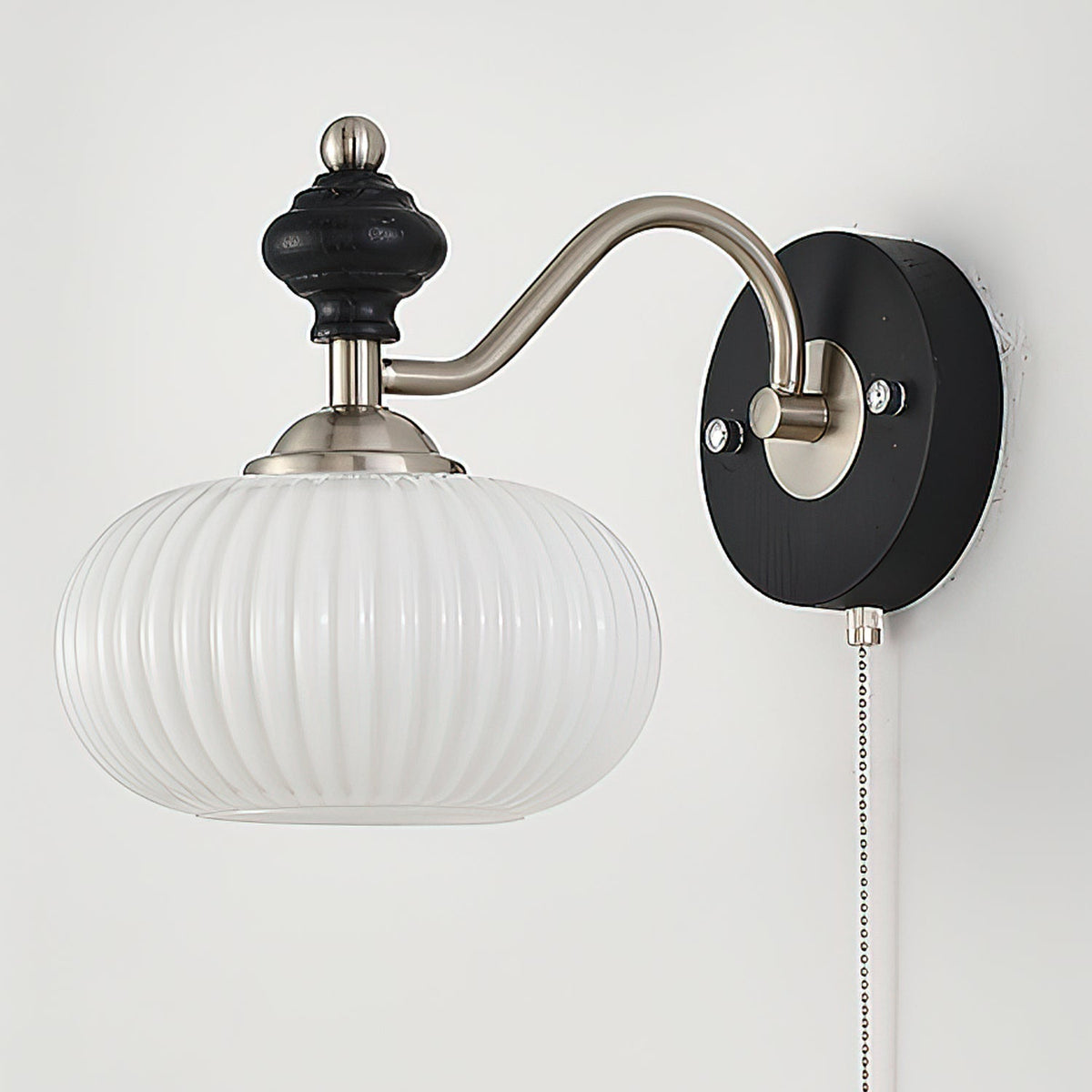 Nift Wall Lamp