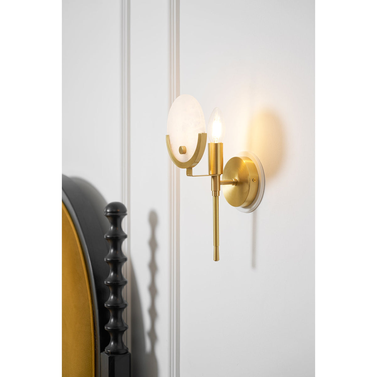 Aminex Sphere Alabaster Wall Light