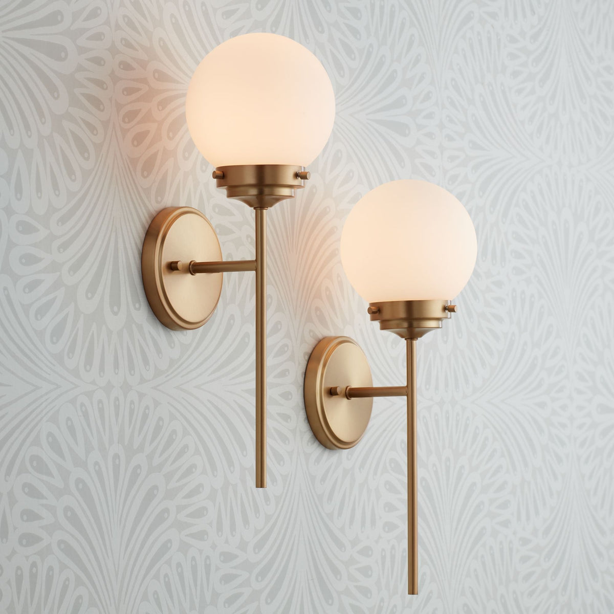 Waegnuvyh Modern Minimalist Brass Glass Wall Lamp