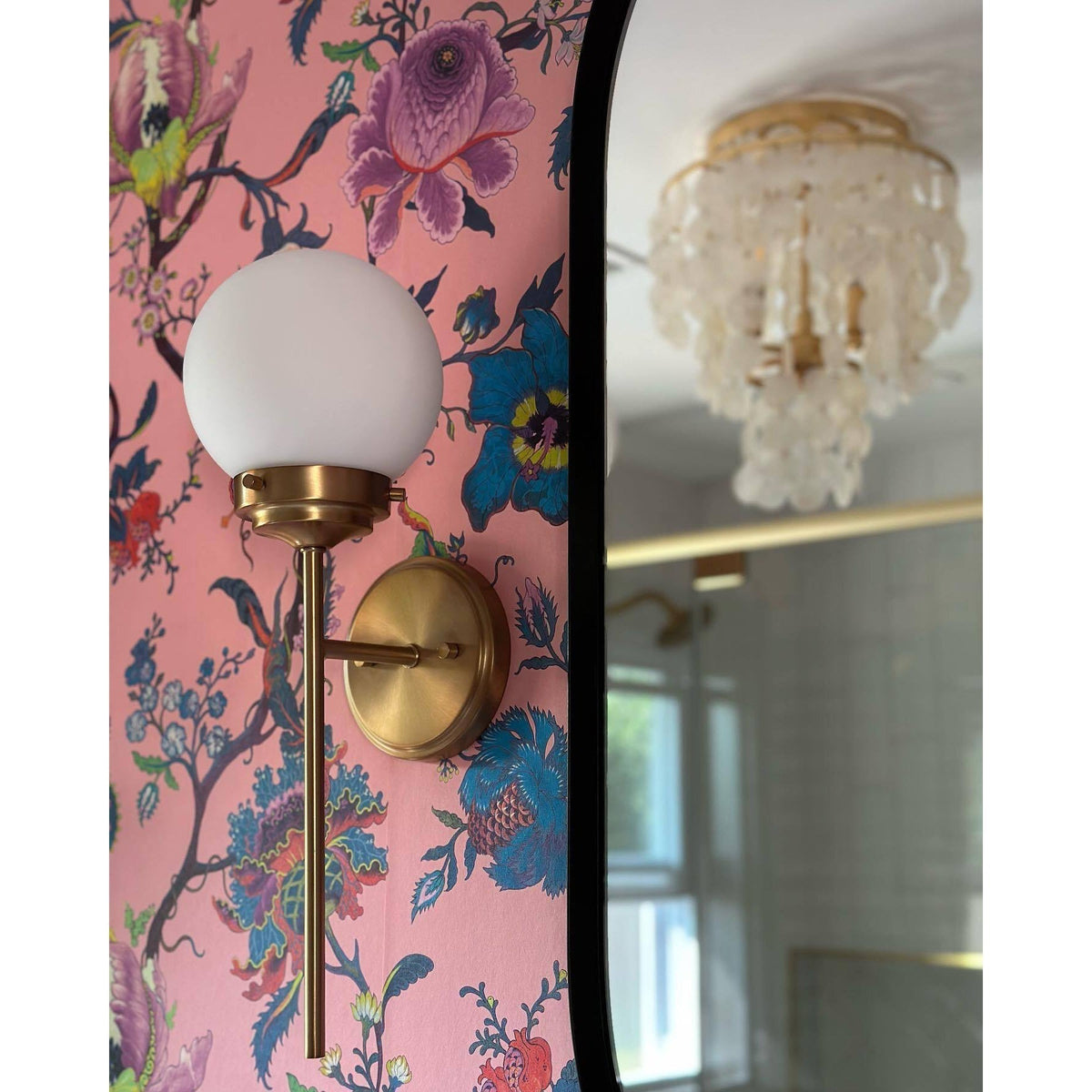 Waegnuvyh Modern Minimalist Brass Glass Wall Lamp