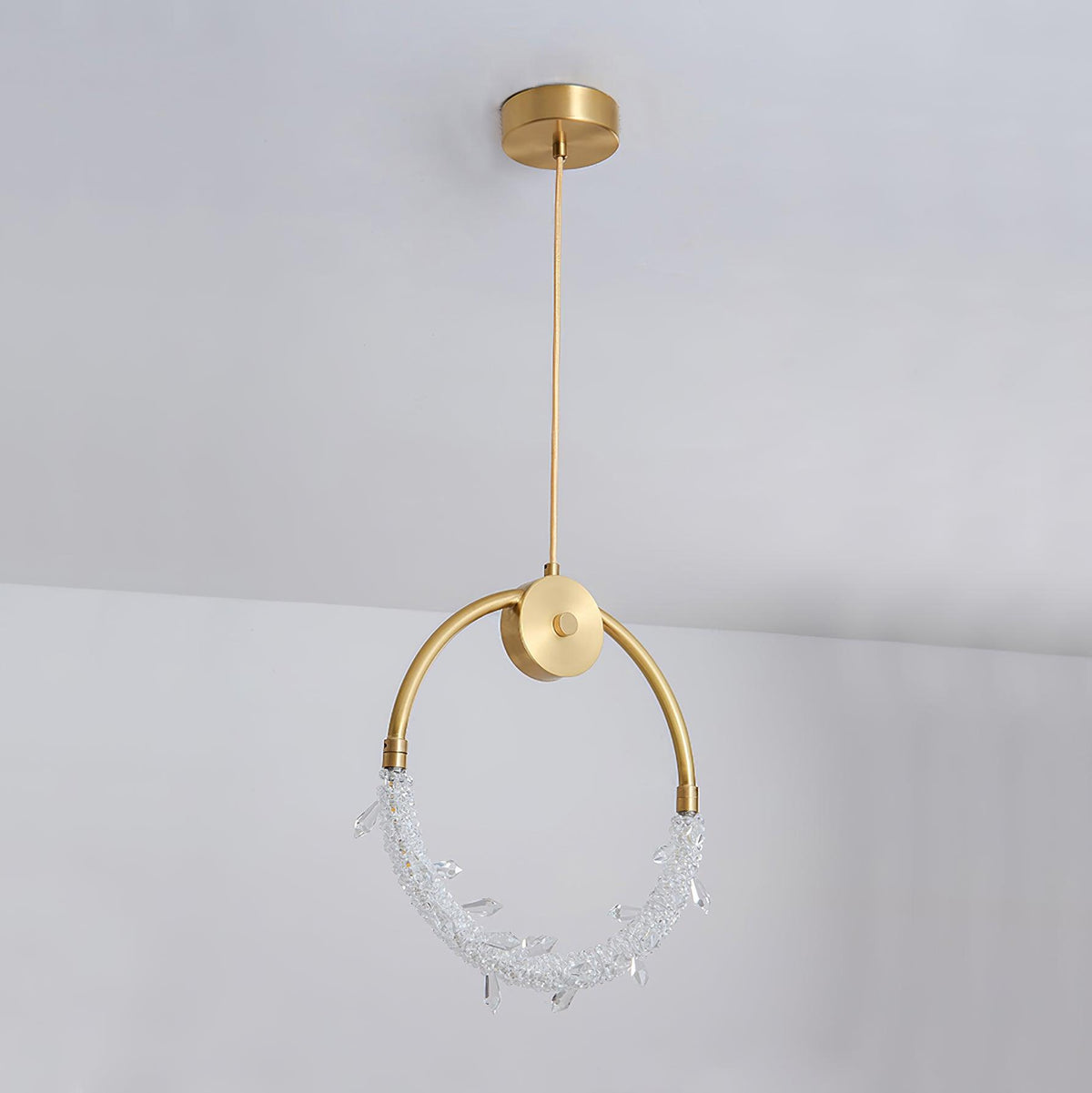 Lustre Elegant Crystal Pendant Light