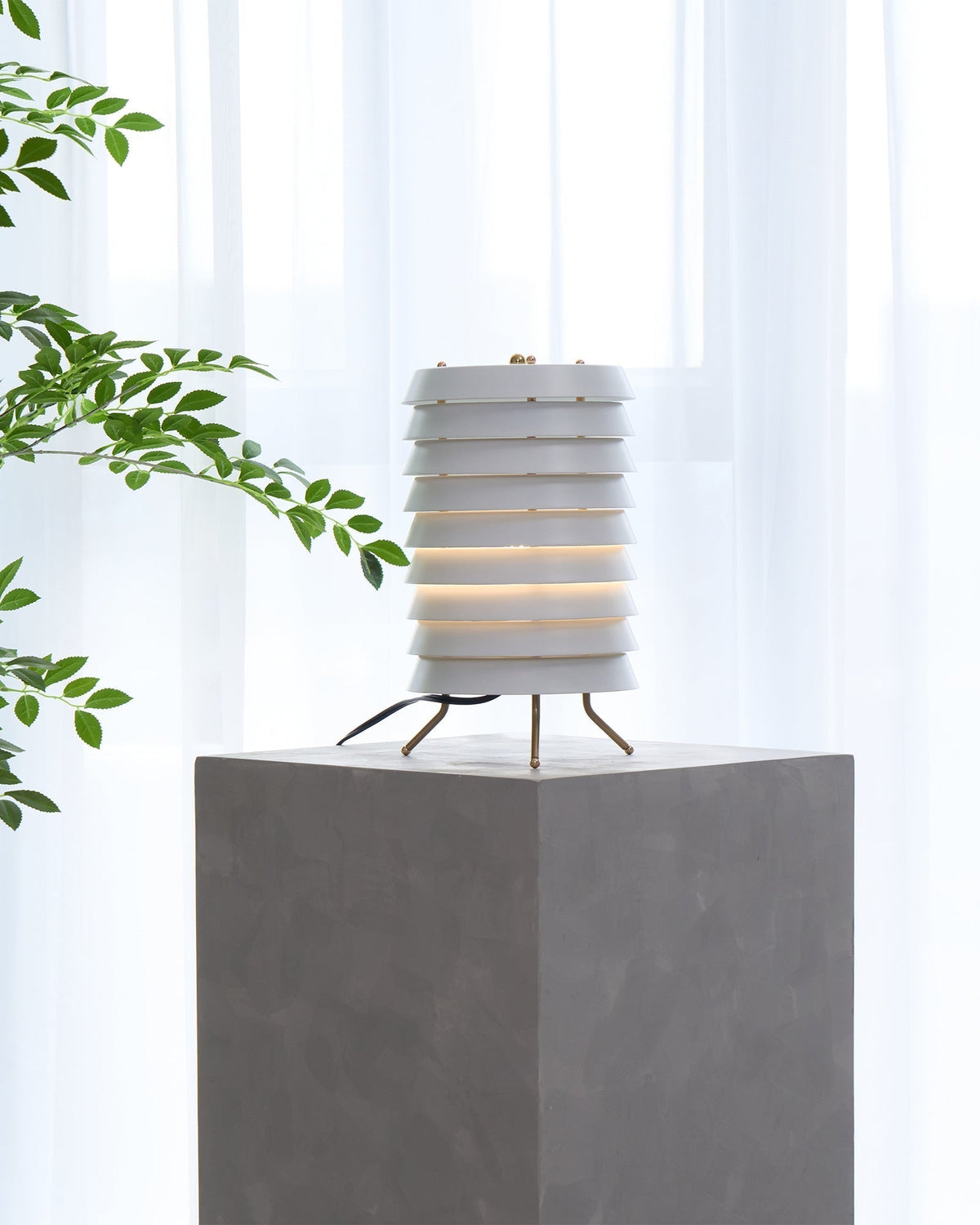 Orelelette Lattice Scandinavian Table Lamp