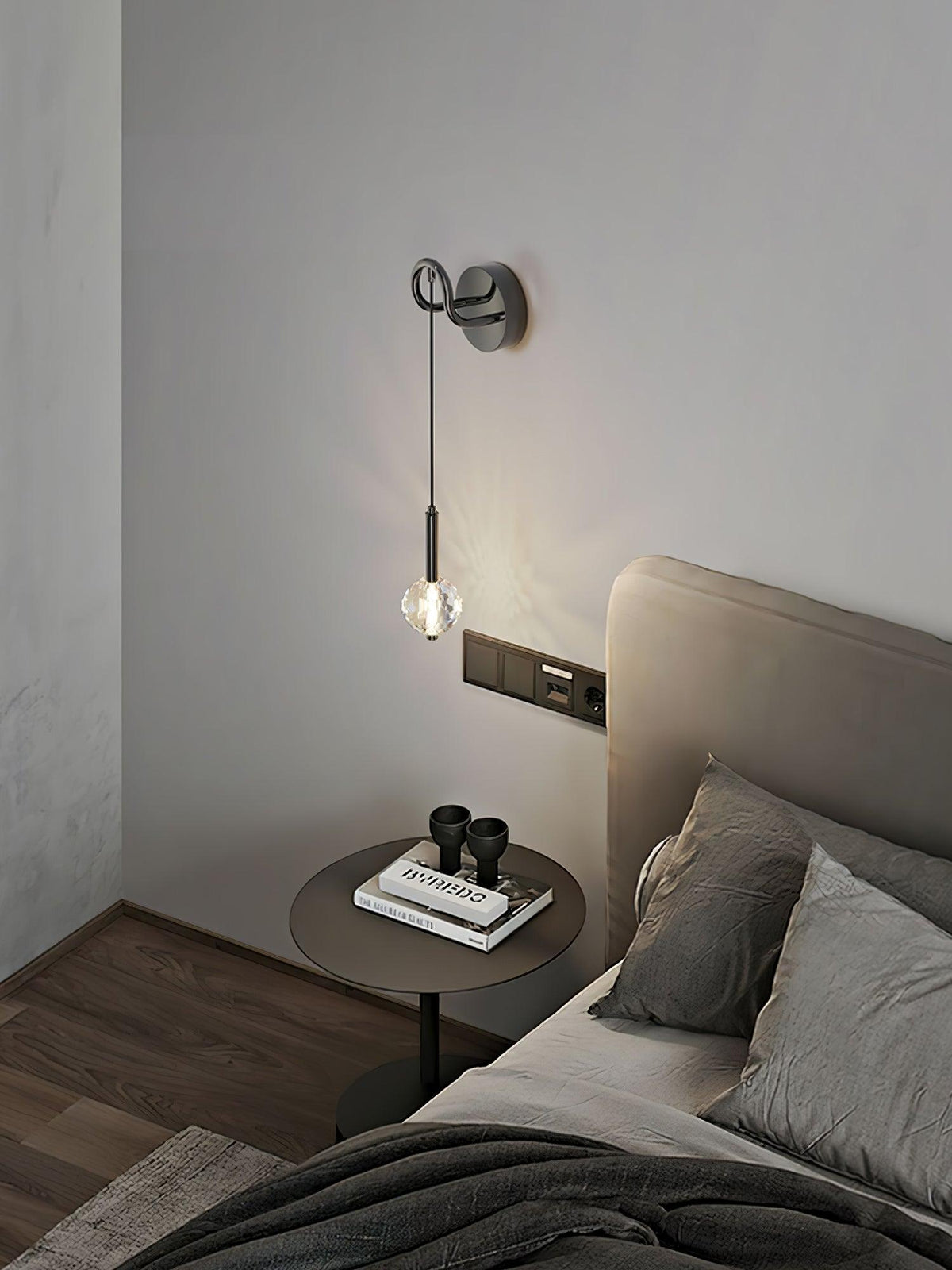 Eliana Modern Wall Lamp
