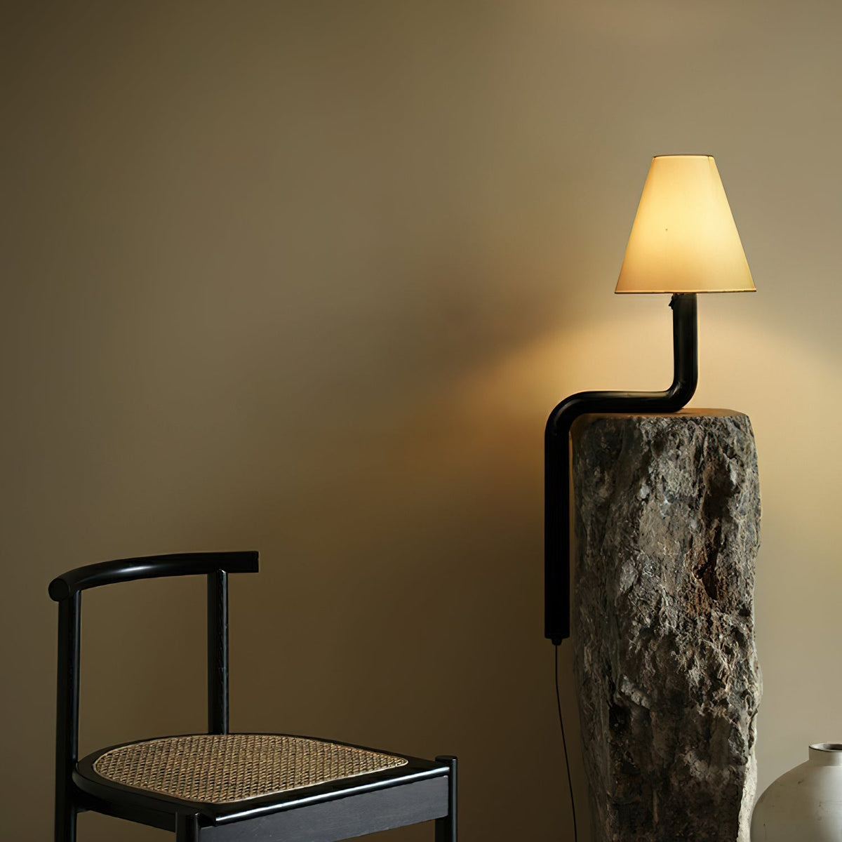 Syleielle Bend Wood Table Lamp