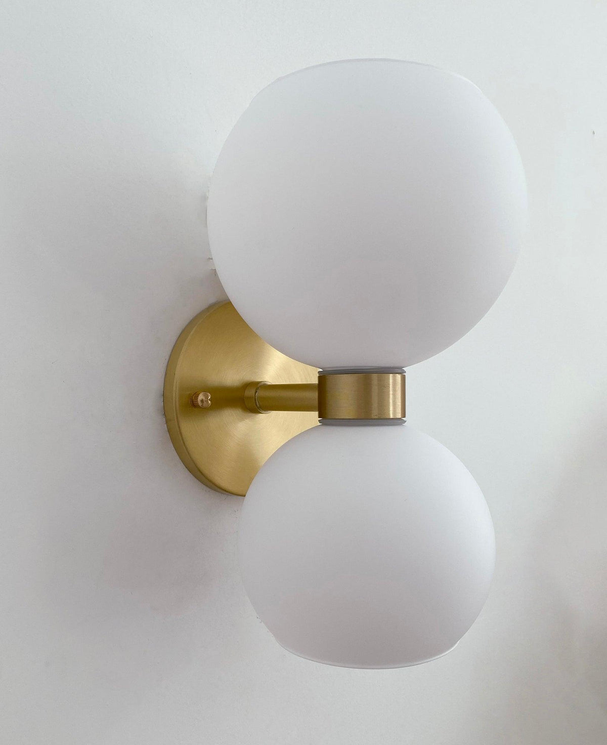 Umarion Round Pearl Glass Sconce Wall lamp