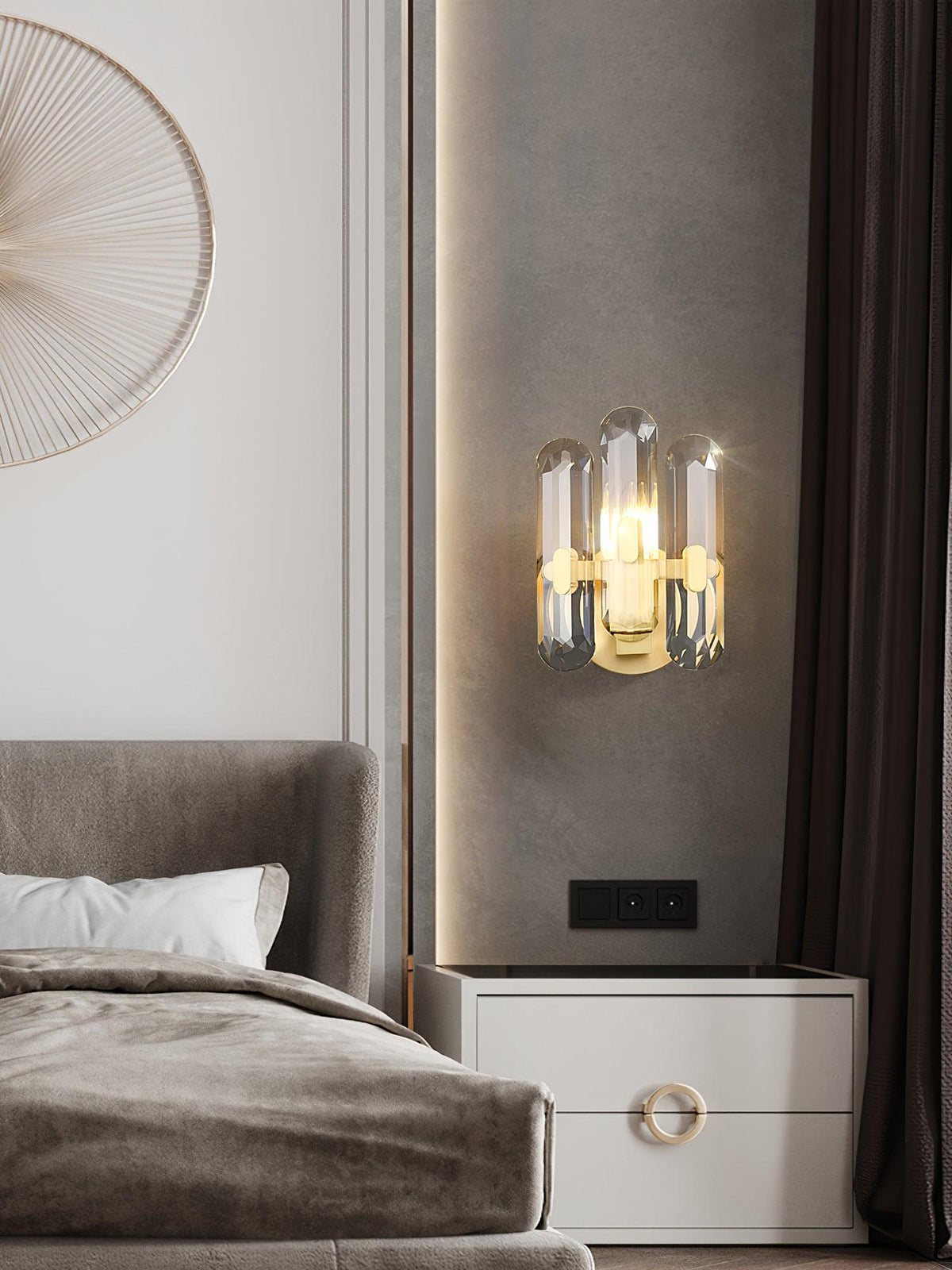Elina Postmodern Luxury Crystal Sconce Wall Lamp