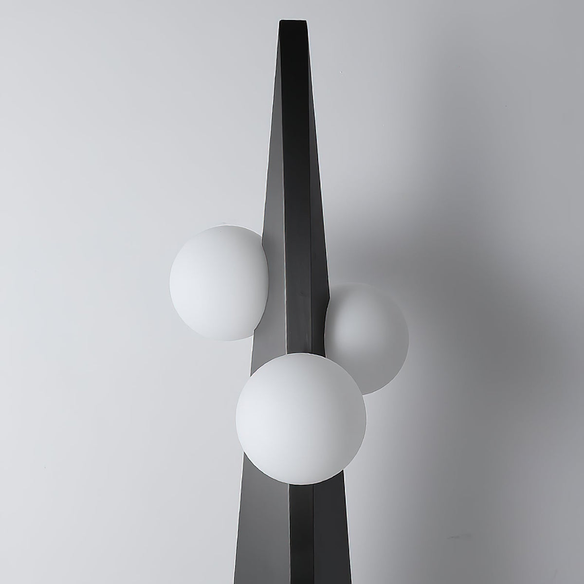 Veleette Floor Lamp