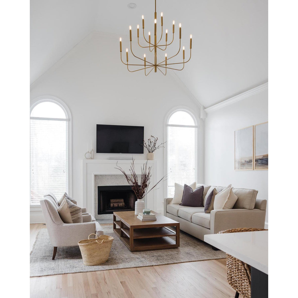Oriirora Brass Chandelier