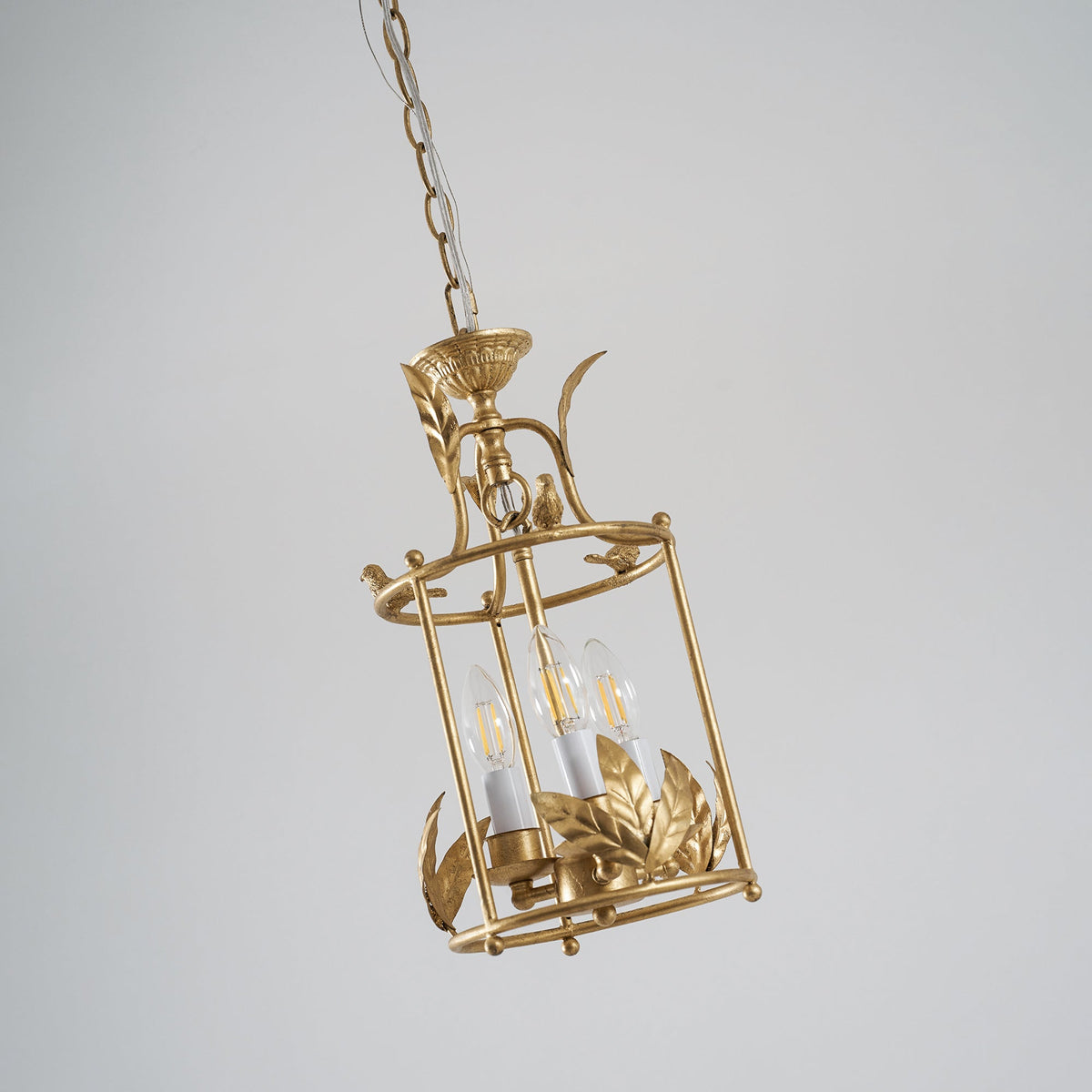 Gomei Lantern Pendant Light