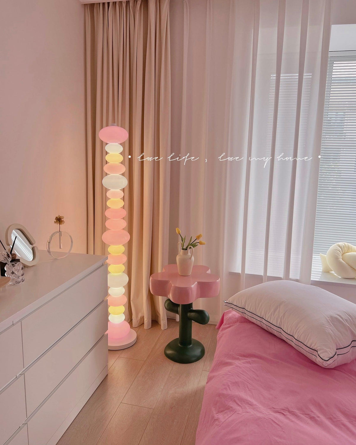 Avelare Marble Atristic Floor Lamp