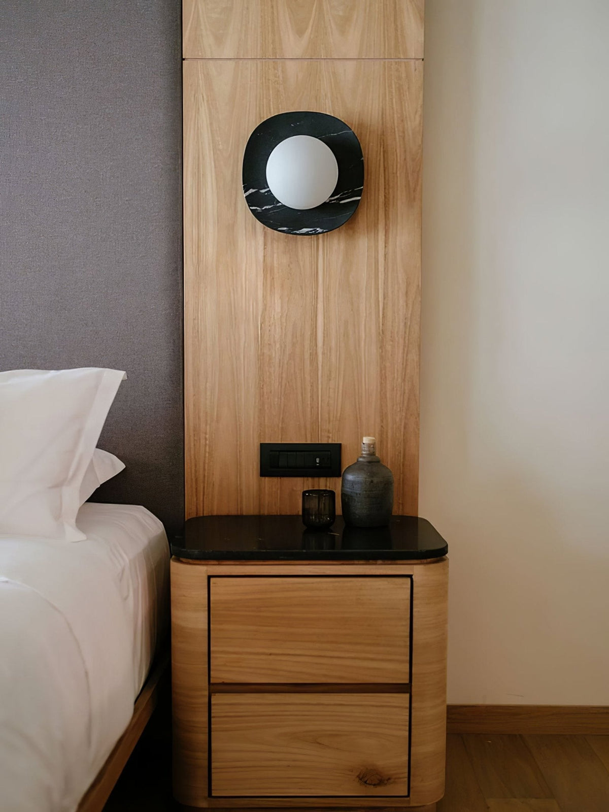 Elaeeria Cusp Sconce