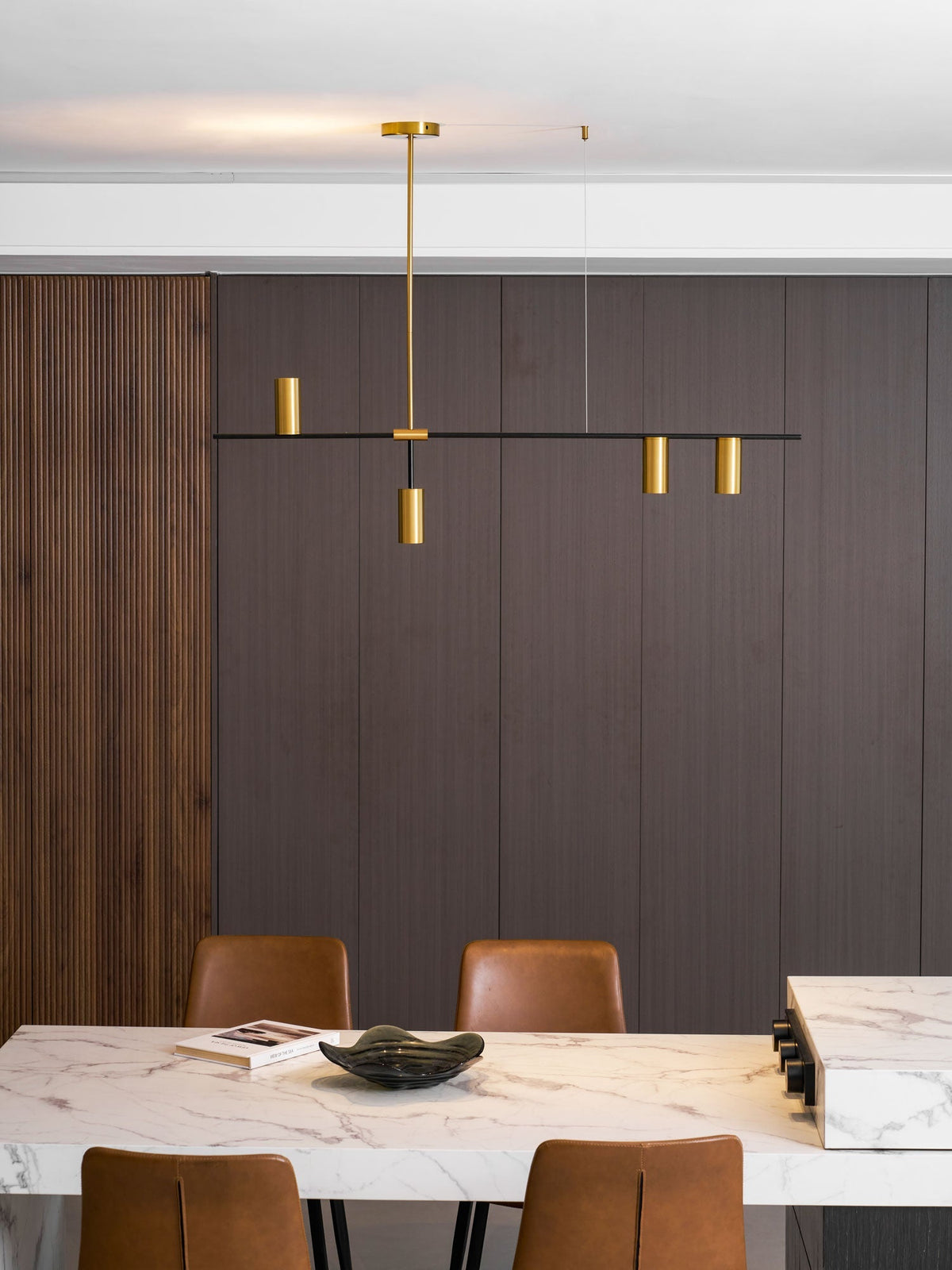 Quedox Linear Chandelier