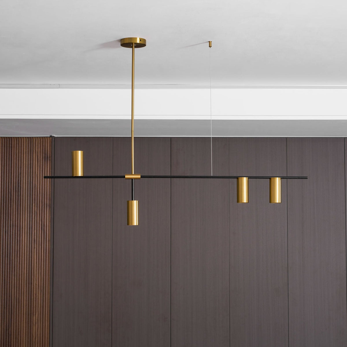 Quedox Linear Chandelier