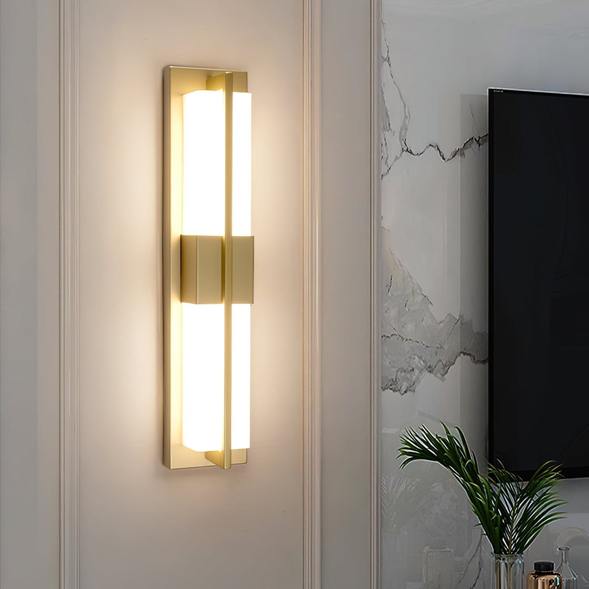 Renanine Sconce Wall Lamp