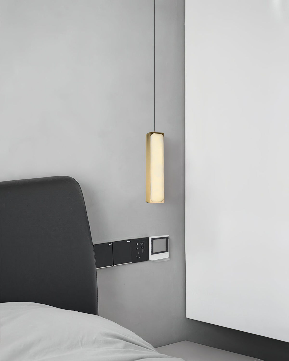 Rivoenne Pendant Light