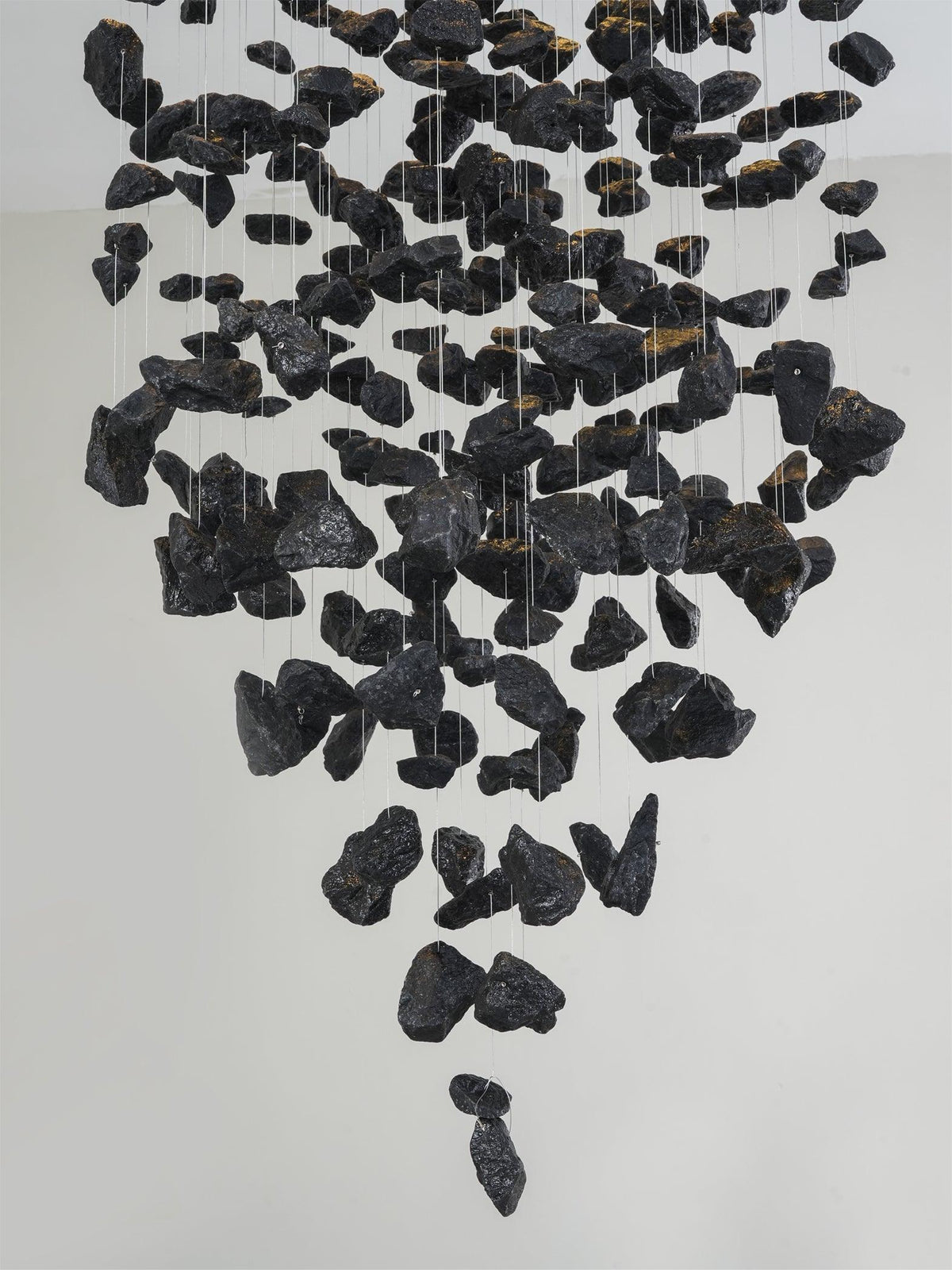 Jemei Black Stones Chandelier